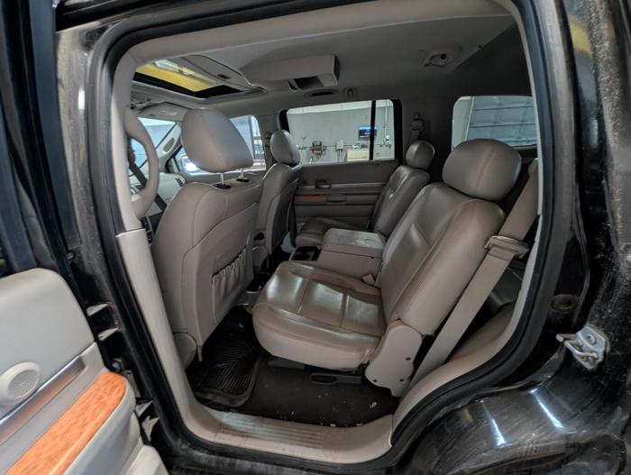 2007 chrysler aspen limited-4wd with 249879 miles for sale near elk-river, minnesota ea6e02a0dd9746a78f9591c4497376f3.jpg