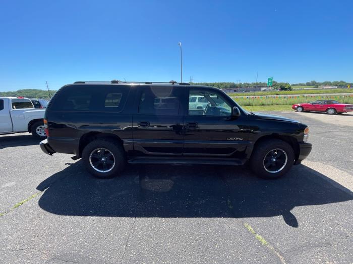 2006 gmc yukon-denali with 316678 miles for sale near shakopee, minnesota ea90c3ddaf0e42a3bb2a95f44a1f1429.jpeg