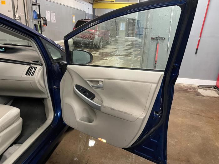 2011 toyota prius with 178222 miles for sale near elk-river, minnesota ea938e45156e4270b48ab908a0075e05.jpg