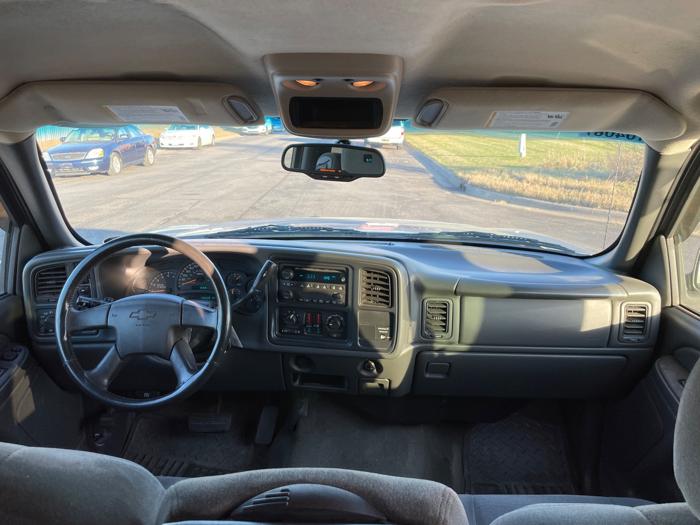 2004 chevrolet silverado-1500 ext.-cab-short-bed-4wd with 180428 miles for sale near elk-river, minnesota eac2814e0ec64a20b44fc4b3f78f959e.jpeg