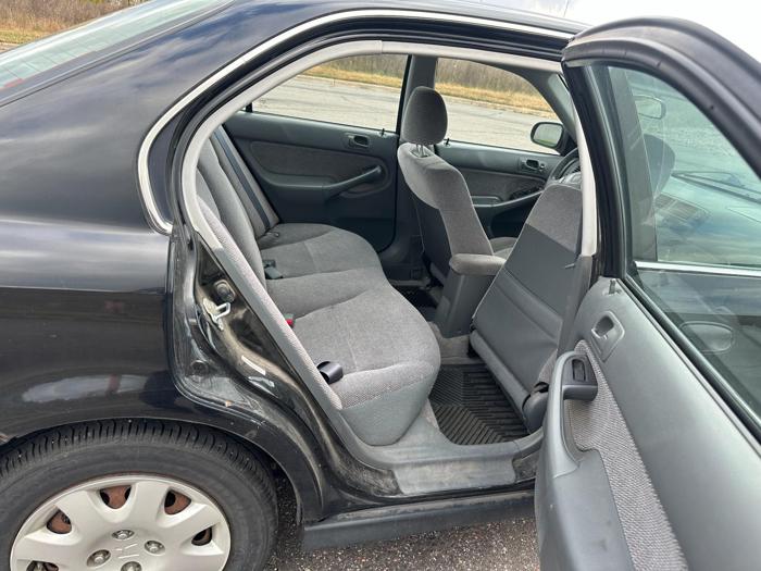 1998 honda civic lx-sedan with 113879 miles for sale near elk-river, minnesota eaf955c30c7b4258bcff3105cf4bc459.jpg