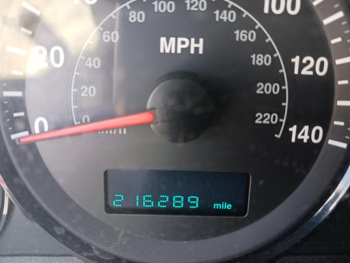 2006 jeep grand-cherokee laredo-4wd with 216289 miles for sale near elk-river, minnesota eb16bd88491d45dba0ead48c21c0881b.jpg