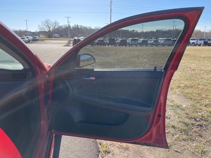 2009 chevrolet impala lt with 84117 miles for sale near rochester, minnesota eb2ba4f6847f4b1682c32a19d2545705.jpeg