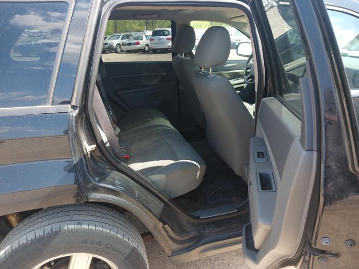 2006 jeep grand-cherokee laredo-4wd with 216289 miles for sale near elk-river, minnesota eb33db57b96e45d9982203ed9038e26d.jpg