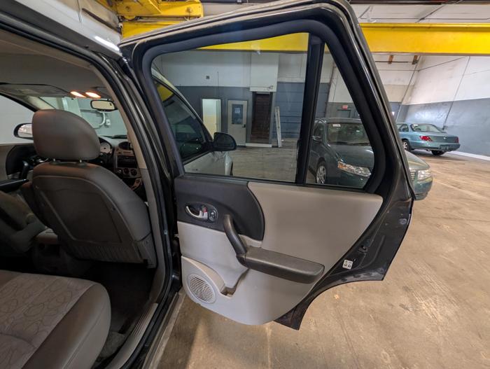 2004 saturn vue awd-v6 with 160072 miles for sale near elk-river, minnesota eb4be7f765004ca2b810e89196305cbf.jpg