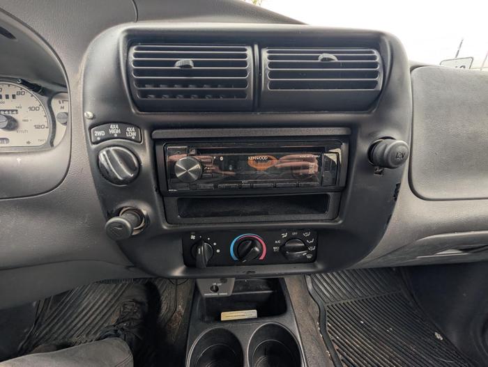 2003 ford ranger xlt-supercab-4wd with 194147 miles for sale near elk-river, minnesota eb8810bc4a974d7b9f99460c98ae4220.jpg
