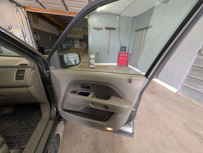 2006 honda pilot ex-4wd with 158280 miles for sale near elk-river, minnesota eb9ac5a75ffd463899908cf3257e6915.jpg