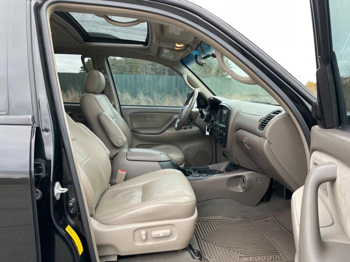 2005 toyota sequoia sr5-4wd with 250906 miles for sale near elk-river, minnesota ebd2ca1114084e878beca4598f809ad6.jpeg
