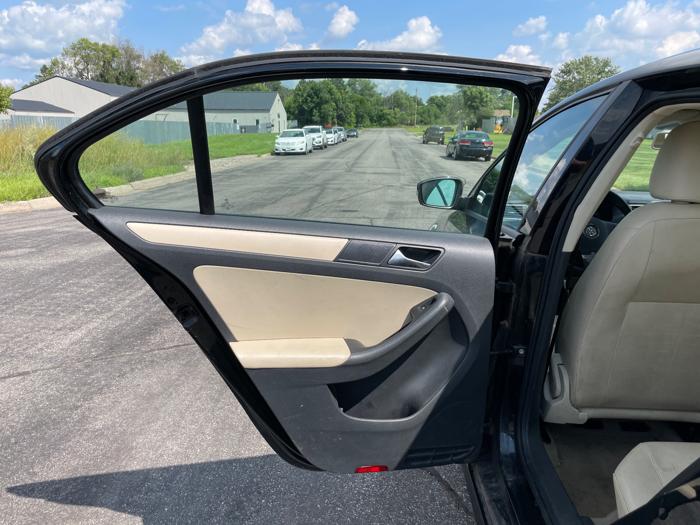 2011 volkswagen jetta se with 147575 miles for sale near elk-river, minnesota ebd8c9147f6c430ba654afa9839d553f.jpeg