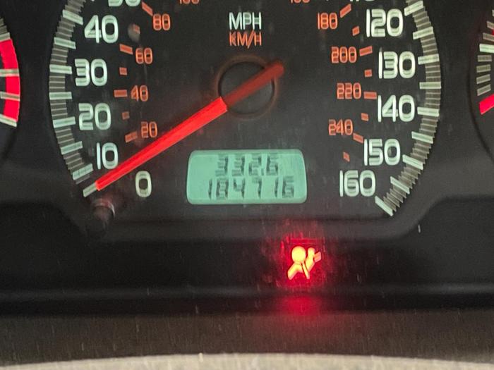 2001 volvo v40 with 184716 miles for sale near elk-river, minnesota ebe2303a9a684f93b4b9e6bc6248fccb.jpg