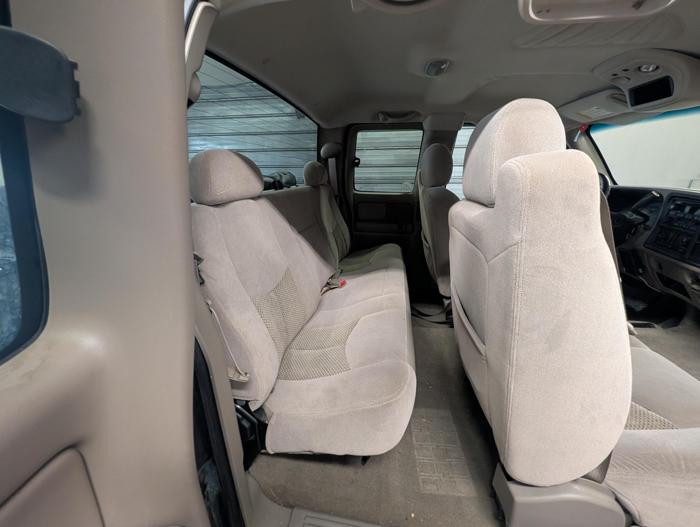 2004 chevrolet silverado-1500 work-truck-ext.-cab-short-bed-4wd with 322888 miles for sale near elk-river, minnesota ec199b841c674e83841640e0471f80f7.jpg
