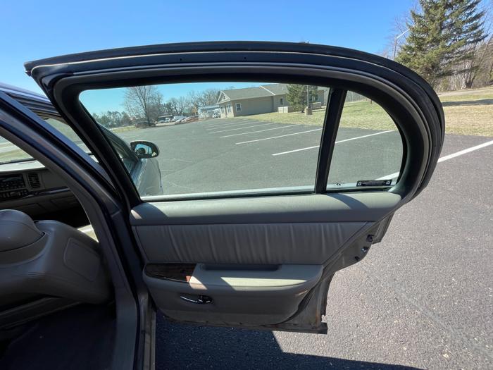 2001 buick park-avenue with 172418 miles for sale near columbus, minnesota ec28926c8d5343ec9ff7bb017c0d21c9.jpeg