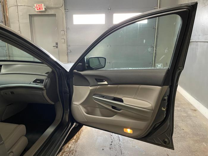 2009 honda accord ex-l with 222551 miles for sale near elk-river, minnesota ec28b16e717041cd8d9d4de68bb45424.jpg
