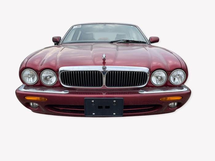 1998 jaguar xj-sedan xj8 with 122279 miles for sale near elk-river, minnesota ec37ce57f6ed4d129764c45e3c8238df.jpg