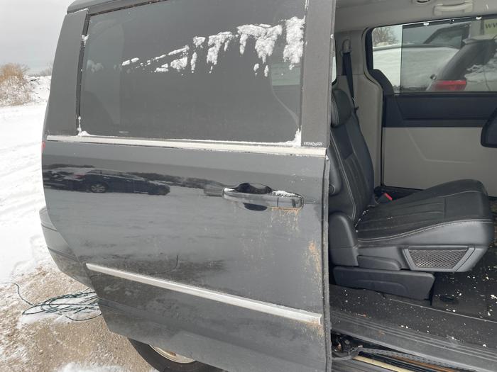 2010 chrysler town-and-country touring with 184874 miles for sale near elk-river, minnesota ec41f87d10684c5fb548452e03814142.jpg