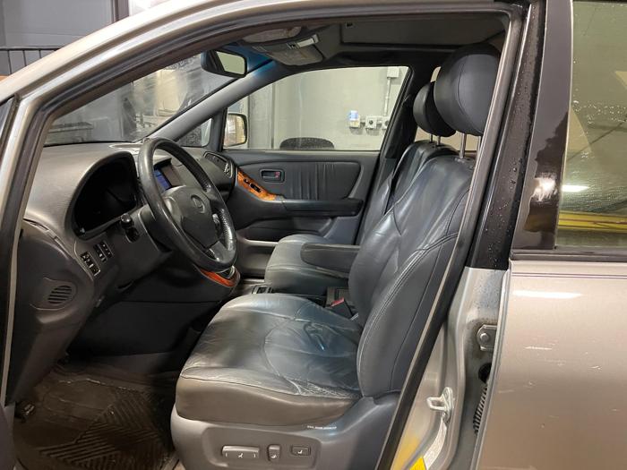 1999 lexus rx 300 with 184877 miles for sale near elk-river, minnesota ec42a0b2441d47bf8d9abfc741576ea4.jpg