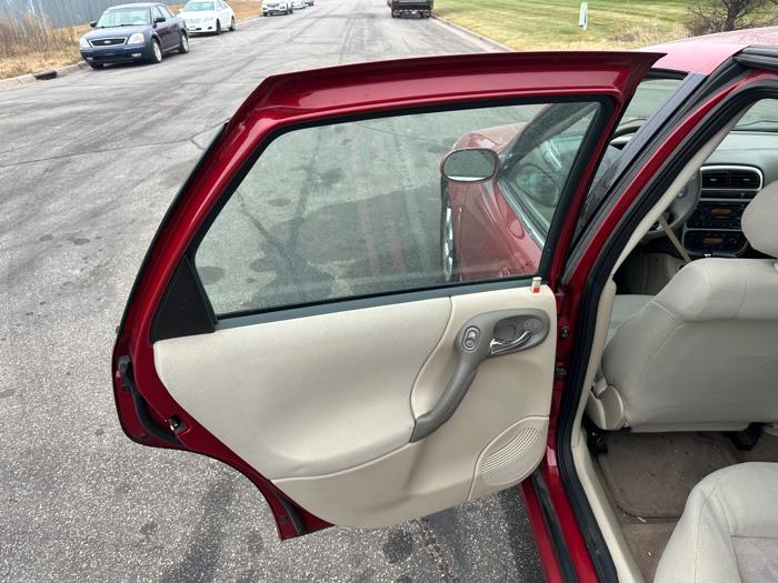 2003 saturn l-series-sedan l200 with 109351 miles for sale near elk-river, minnesota ec682044c1044061a93cccfbe36bceff.jpeg