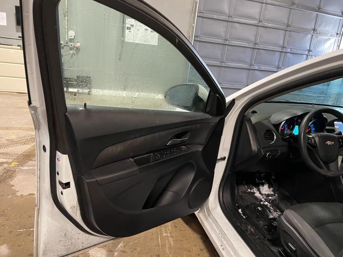 2015 chevrolet cruze 1lt-auto with 149261 miles for sale near elk-river, minnesota ec81a806ed914974bd2c8e84948bfebf.jpg