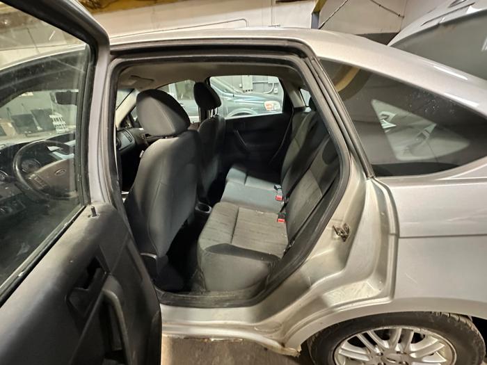 2009 ford focus se-sedan with 189163 miles for sale near elk-river, minnesota ecb831f82a104a42b0914195ceebf26c.jpeg