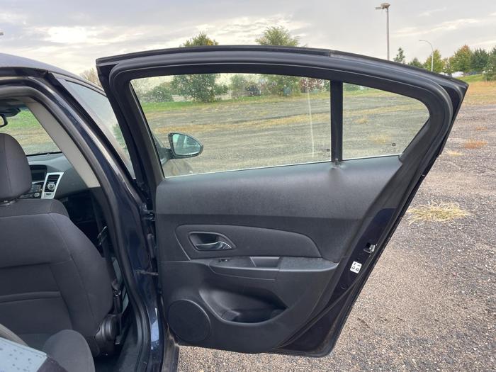 2016 chevrolet cruze-limited 1lt-auto with 151883 miles for sale near hastings, minnesota ecd35974e39c4ff4914fcc1b313839ba.jpeg