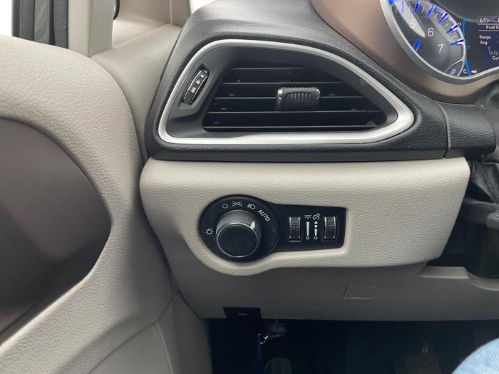 2017 chrysler pacifica touring with 257812 miles for sale near rochester, minnesota ece85dc75932439dbb9c204814b69360.jpeg