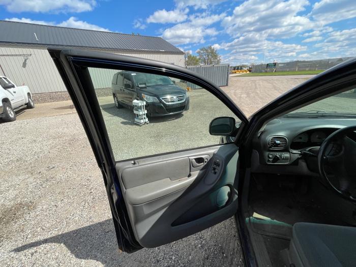 2005 chrysler town-&-country touring with 276798 miles for sale near elk-river, minnesota ed0e63ad32ac48bdb425c842fa927a62.jpeg