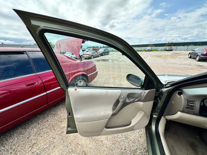 2003 saturn l-series-sedan l200 with 78362 miles for sale near elk-river, minnesota ed29e53627f4480b870858f491b0c733.jpeg