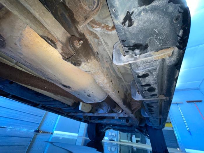 2008 chevrolet avalanche ls-4wd with 219447 miles for sale near elk-river, minnesota ed36ca0e4f1a4d5fa50df13b16eafa94.jpeg