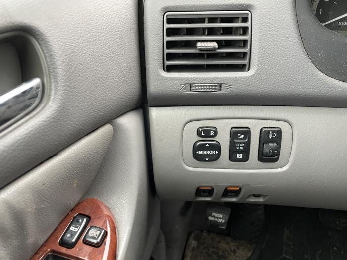 2004 toyota sienna xle with 284688 miles for sale near elk-river, minnesota ed6d858117d940c189fac6bd3eea1a28.jpg