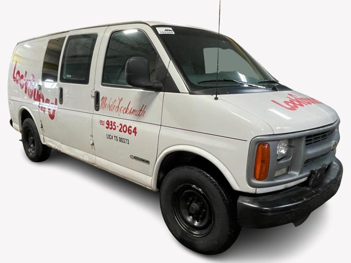 2000 chevrolet express with 344483 miles for sale near elk-river, minnesota edaca25236964b32ad4893a819287cbf.jpg