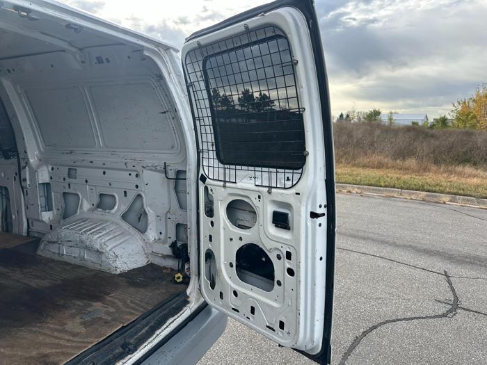 1996 ford econoline e250 with 148423 miles for sale near elk-river, minnesota ede2522d95784d3eb8bc8b4de4b73d82.jpg