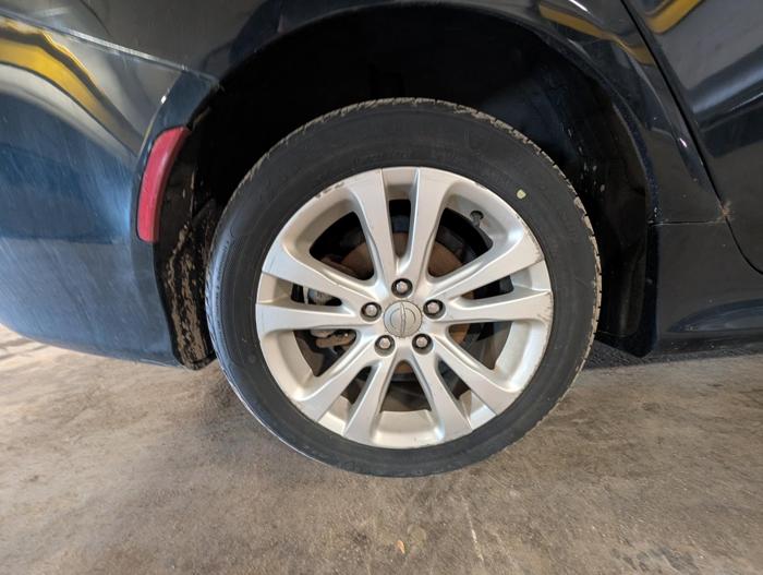2016 chrysler 200 limited with 170995 miles for sale near elk-river, minnesota ee0265932d2744fa813625cc2e6b708a.jpg