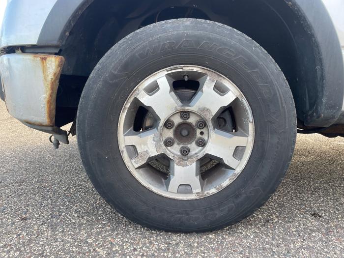 2009 ford f-150 stx-supercab-6.5-ft.-bed-4wd with 174048 miles for sale near fridley, minnesota ee1492bea2094adcbdd39cb5c3ae1488.jpeg