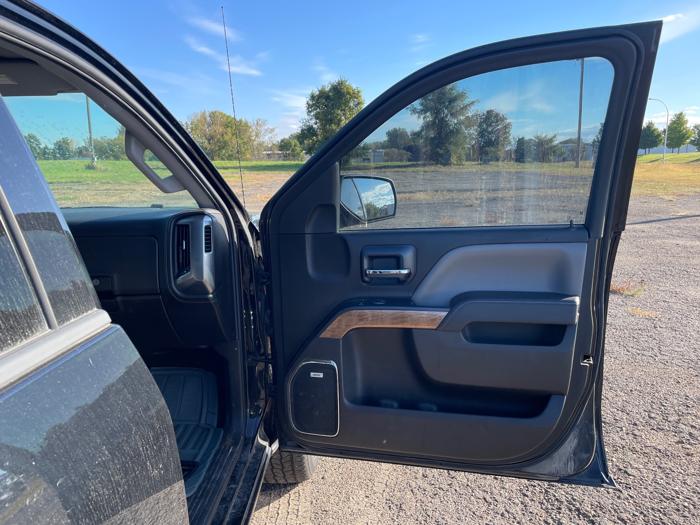 2014 chevrolet silverado-1500 1lz-crew-cab-4wd with 185530 miles for sale near hastings, minnesota ee46e4dd461d49fc8c0464c80ad27211.jpeg