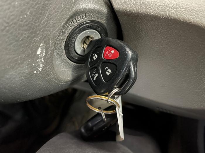 2009 toyota camry ce-5-spd-at with 192088 miles for sale near elk-river, minnesota ee4a2b2708fd49f39f3f93350d75911e.jpeg