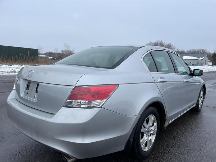 2008 honda accord lx-premium with 236843 miles for sale near elk-river, minnesota ee4b32f1292843cebd7dc27ababe7908.jpg