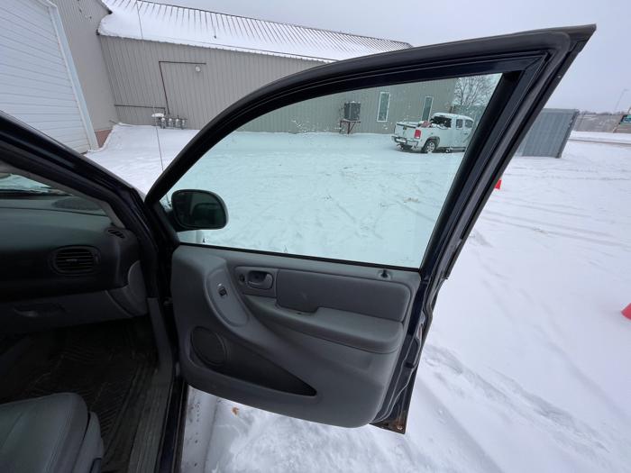 2007 dodge grand-caravan sxt with 293211 miles for sale near elk-river, minnesota ee58d84f8d994d81a73e4828352f6fe0.jpeg