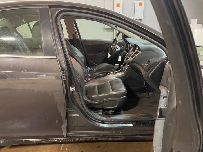 2015 chevrolet cruze 2lt-auto with 132009 miles for sale near elk-river, minnesota ee8d934d2e014e7393611f6bff33b55a.jpeg