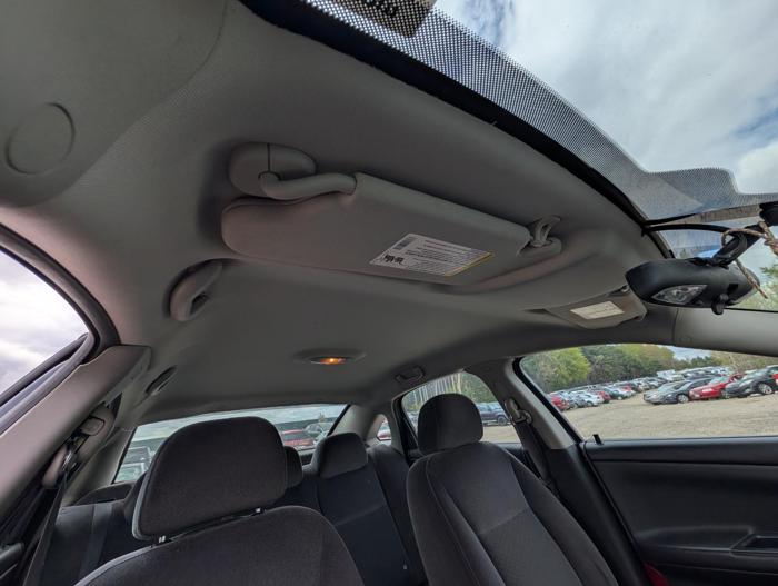 2007 chevrolet impala ls with 315719 miles for sale near elk-river, minnesota eeab7e3cafab48808cf7eca82871326b.jpg