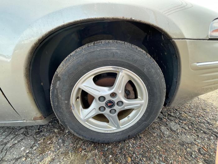 2001 pontiac bonneville se with 154781 miles for sale near elk-river, minnesota eed1d20b1d594b5a8b7e0283b9279bd0.jpeg