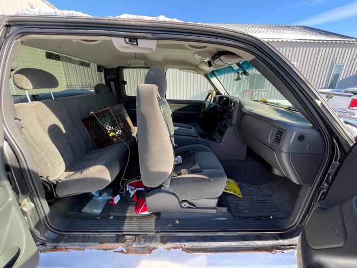 2003 chevrolet silverado-2500hd ext with 106586 miles for sale near elk-river, minnesota eef358b3936940cf996ab1d37724c562.jpeg