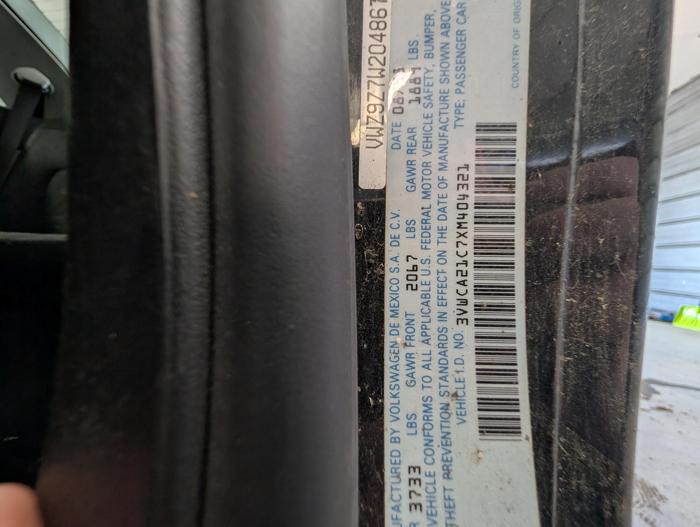 1999 volkswagen new-beetle gls-2.0 with 162278 miles for sale near elk-river, minnesota ef15ce522ddc4098850a4c71a1a3bc33.jpg