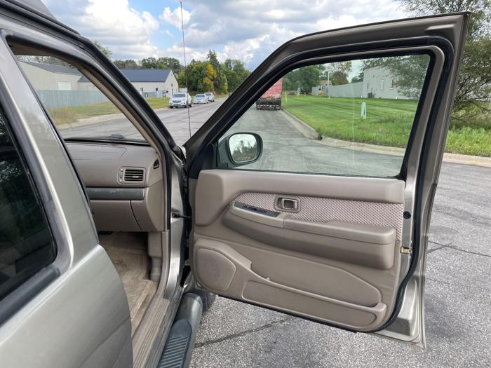 2004 nissan pathfinder se-4wd with 116043 miles for sale near elk-river, minnesota ef1cbce6f2e64e54b5f2b16422176168.jpeg