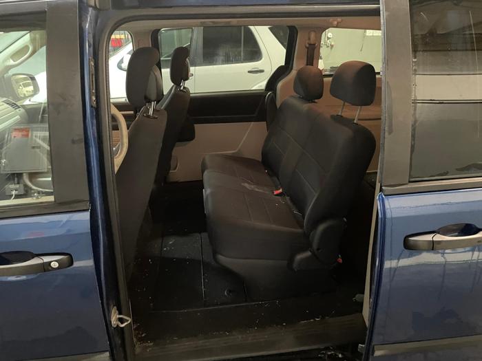 2010 dodge grand-caravan se with 175022 miles for sale near elk-river, minnesota ef1daa373d5e4ca8b6e9553aa6110cfa.jpg