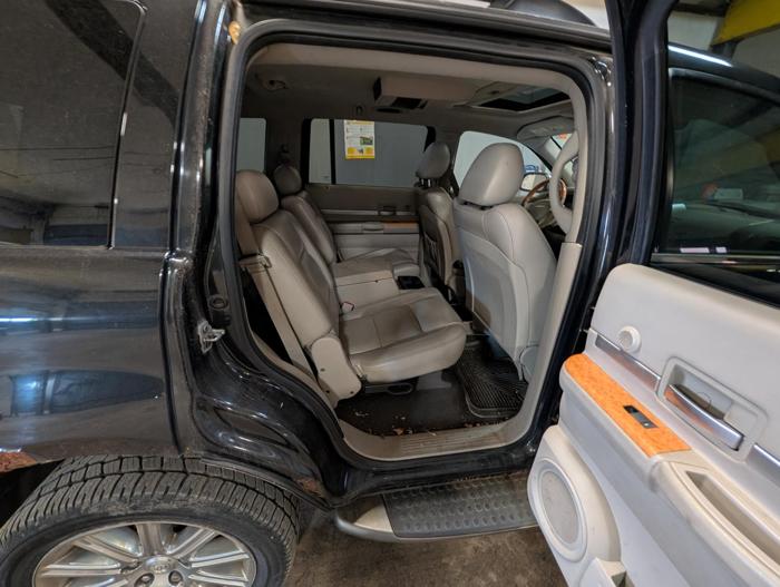 2007 chrysler aspen limited-4wd with 249879 miles for sale near elk-river, minnesota ef23373883374518b21c00019c0aa779.jpg