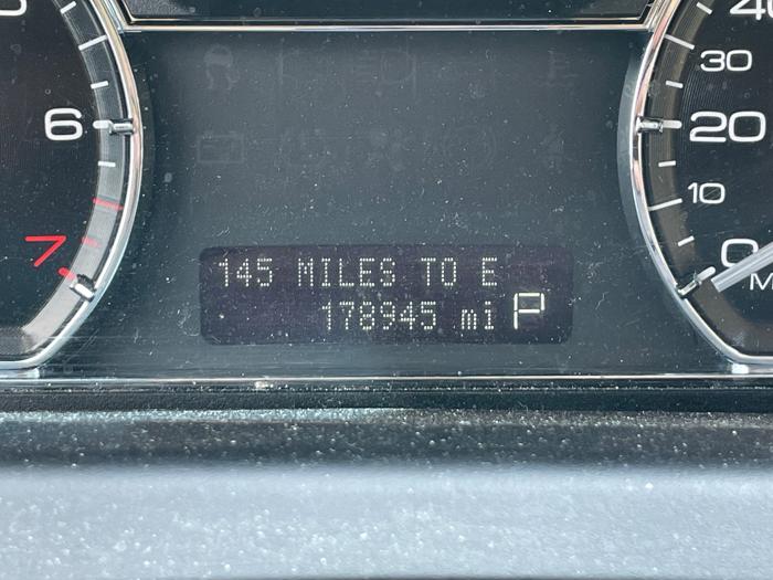 2009 lincoln mks fwd with 178945 miles for sale near white-bear-lake, minnesota ef2eacf82508466189d7dee038eac9c1.jpeg