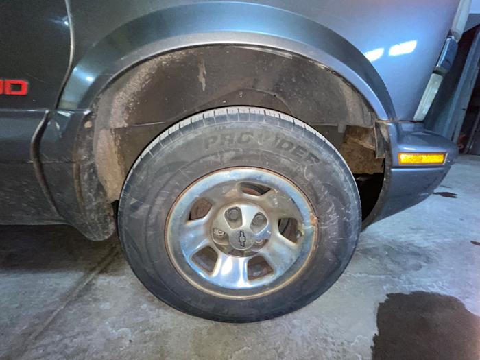 1999 chevrolet astro awd with 120964 miles for sale near elk-river, minnesota ef44636eddb94f33a50f748cfb4101e0.jpeg