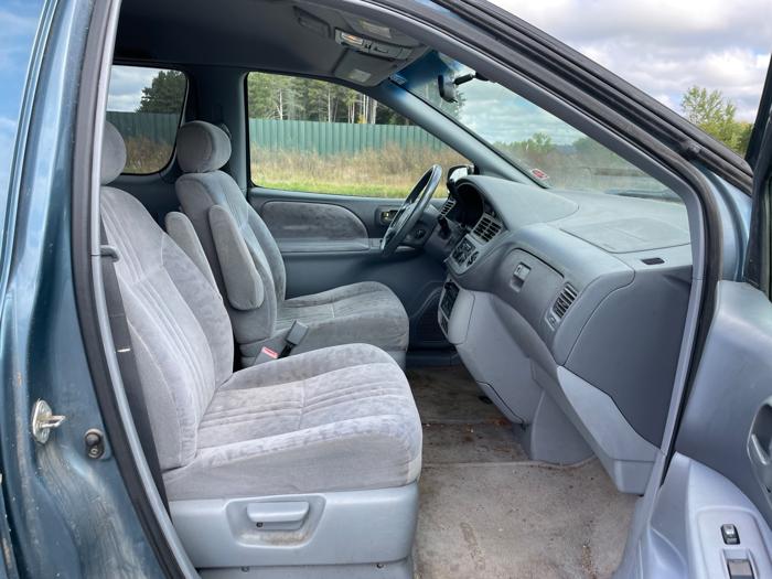 2002 toyota sienna le with 234839 miles for sale near elk-river, minnesota ef44c7d7f123493094a317faf5033b9d.jpeg