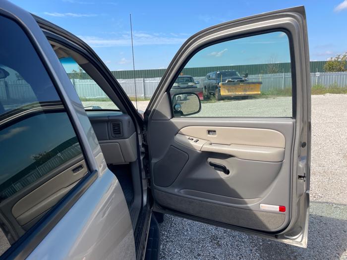 2000 gmc yukon sle-4wd with 277559 miles for sale near elk-river, minnesota ef451c4098eb44f2bae520b47ca2087d.jpeg