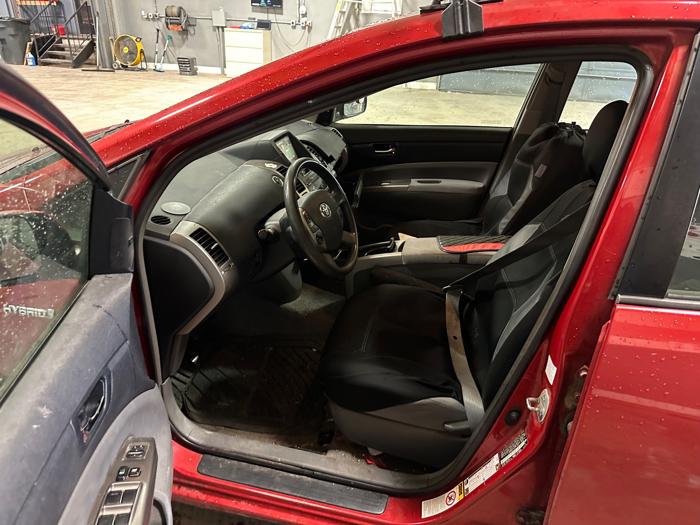 2006 toyota prius 4-door-liftback with 191056 miles for sale near elk-river, minnesota ef5b7070558948cd8210cd0f681b5b0f.jpeg